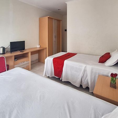 Reddoorz Resort At Tridaya Cisarua Puncak Exterior photo